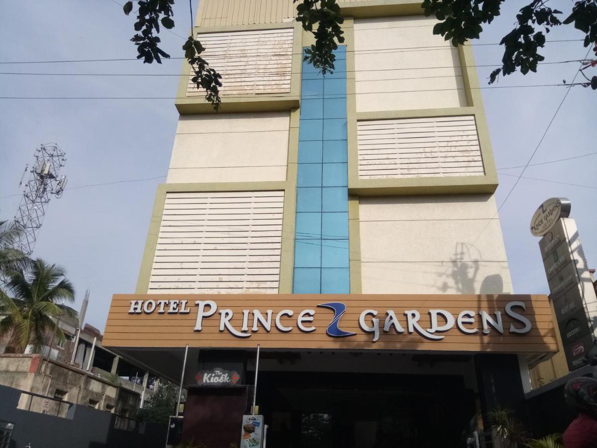 Hotel Prince Gardens Kójamputtúr Exteriér fotografie